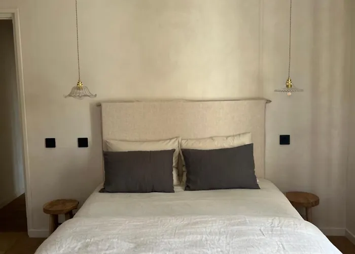 De Charme Avec Grand Jardin Centre Sur فيلة *